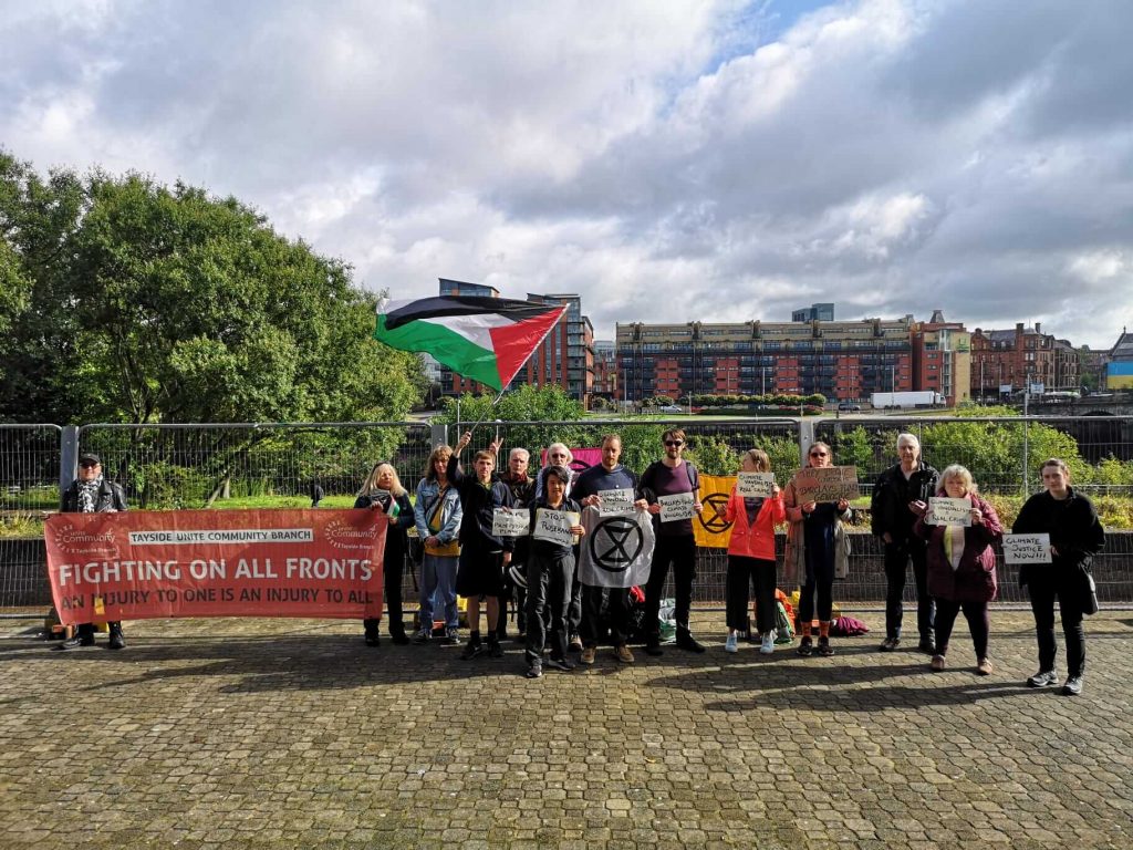 Activists outside court 